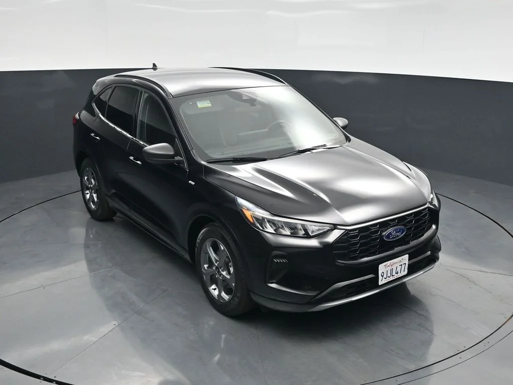 Used 2023 Black Ford ST-Line image 32