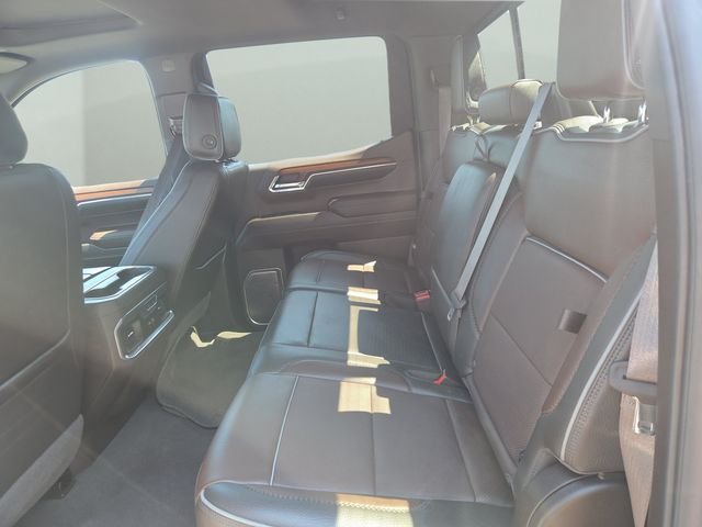 Used 2023 White Frost GMC Denali image 38