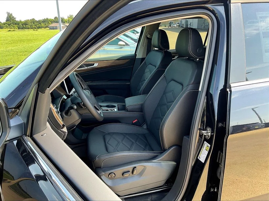 New 2026 Black Volkswagen SE image 11