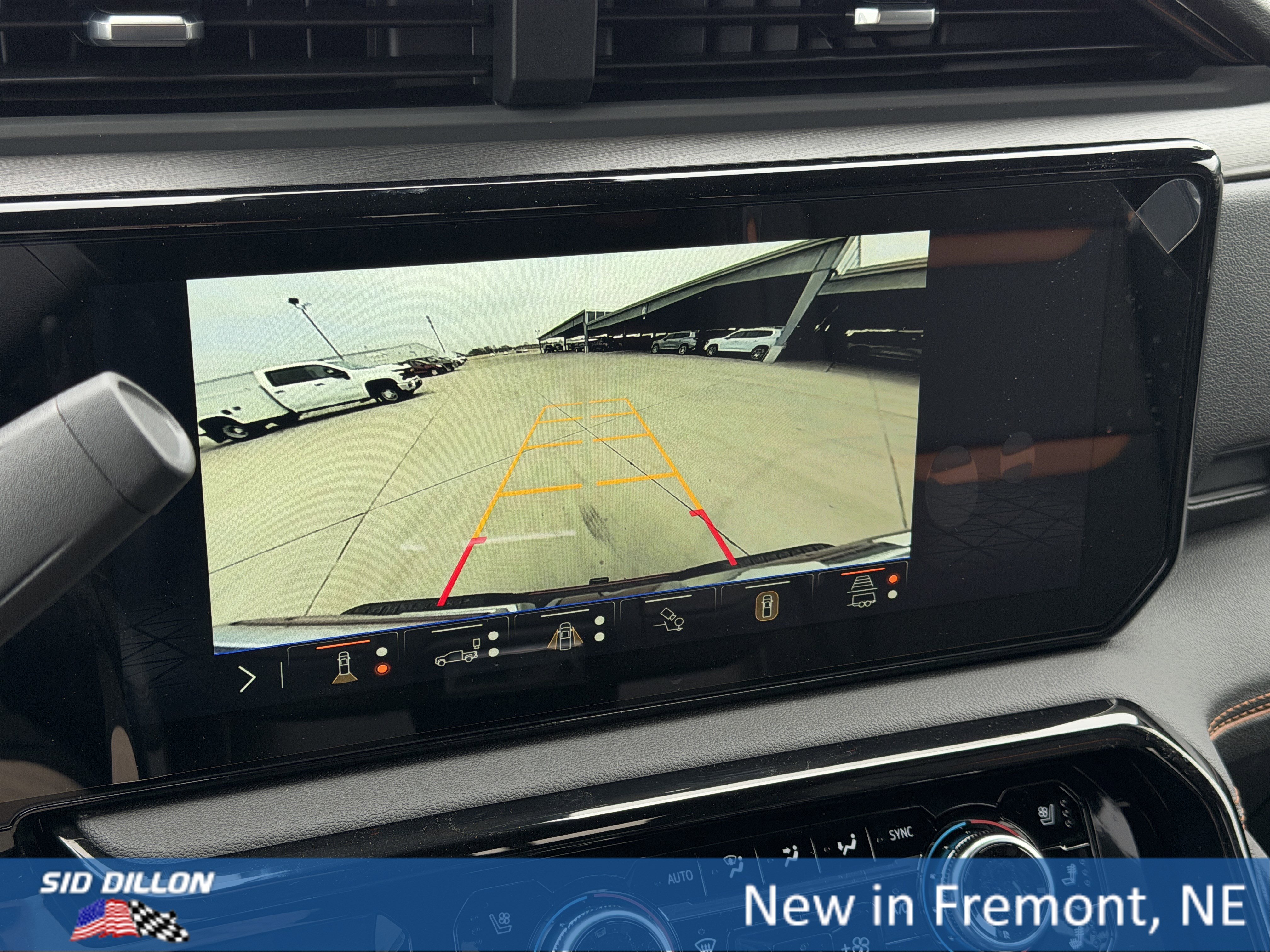 2026 GMC Sierra 2500HD AT4 - Photo 10