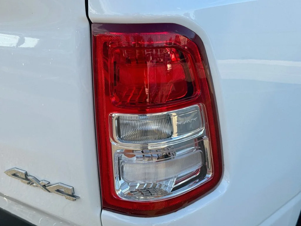 Used 2022 White Ram Big Horn/Lone Star image 30