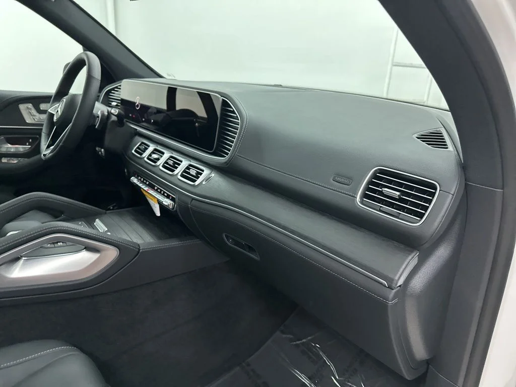 Used 2026 White Mercedes-Benz GLE 450 image 28