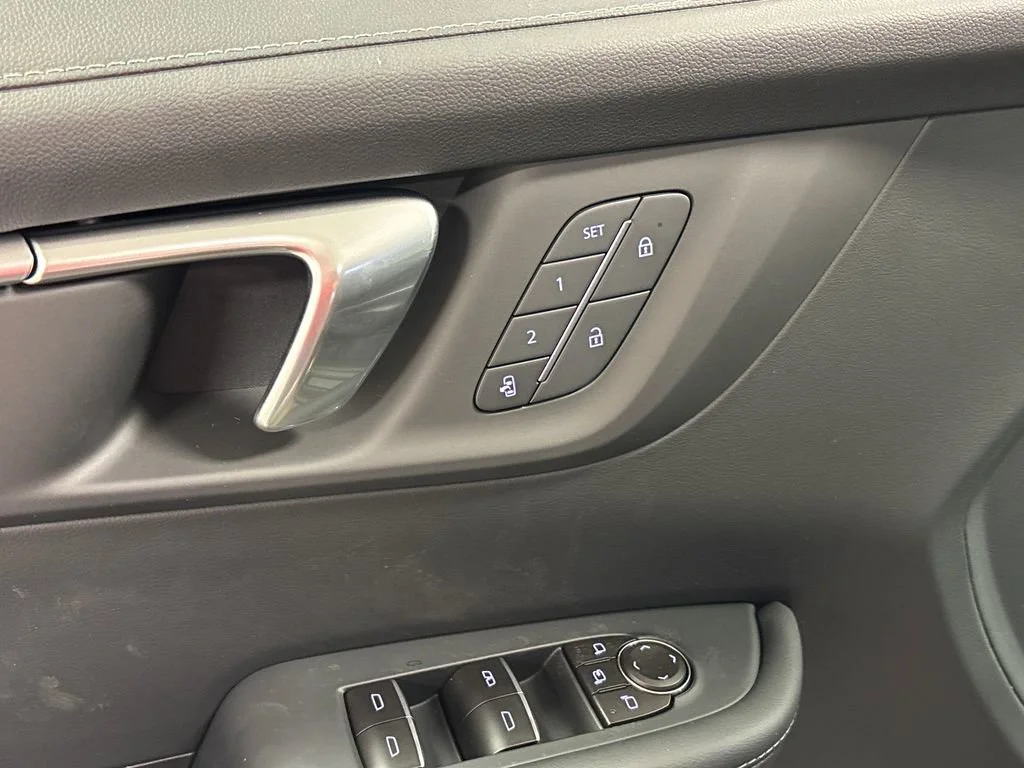 2026 Buick Enclave Sport Touring - Photo 22