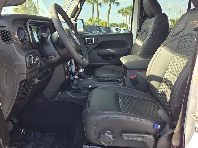 New 2026 Bright White Clearcoat Jeep Mojave image 14