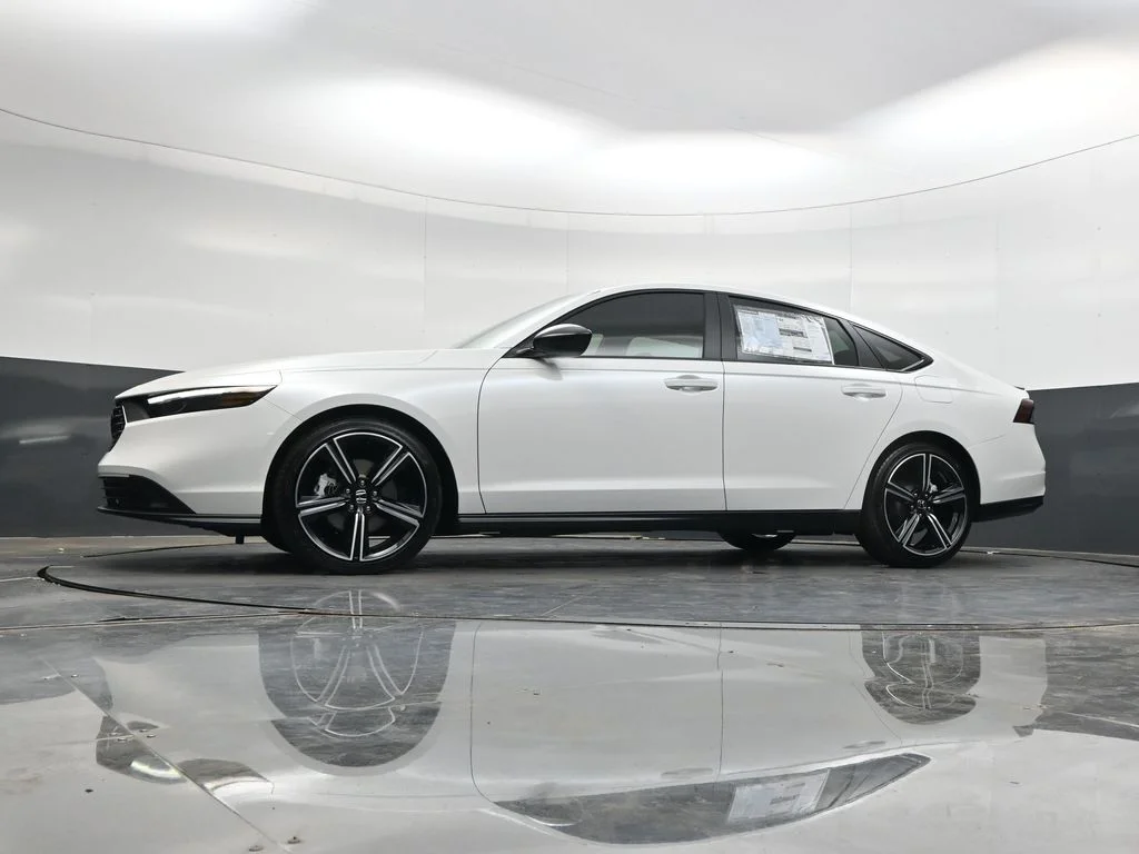New 2026 Platinum White Pearl Honda Sport image 26