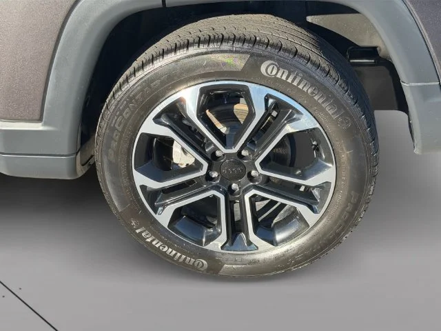 Certified Used 2023 Gray Jeep Limited image 10