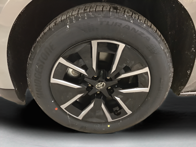 Certified Used 2026  Toyota XLE image 32