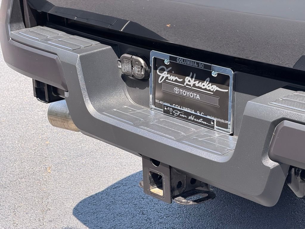 Certified Used 2025  Toyota SR image 10