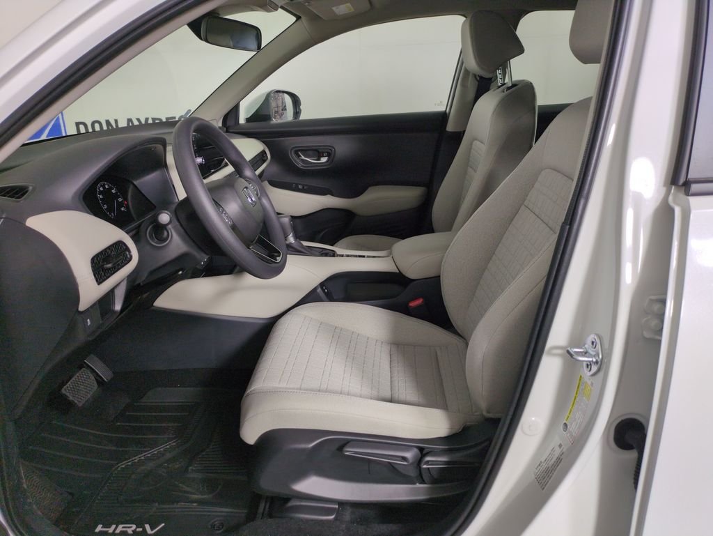 New 2027 Platinum White Pearl Honda LX image 9