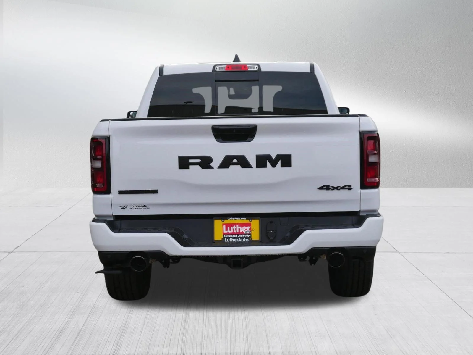 New 2027 Bright White Clear-Coat Exterior Paint RAM Big Horn image 6