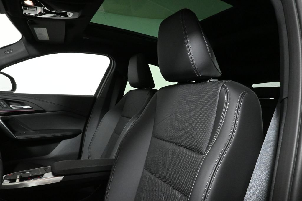 2025 BMW X2 28i - Photo 16