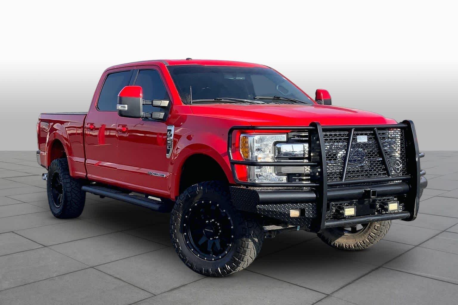 Used 2017 Race Red Ford Lariat image 3