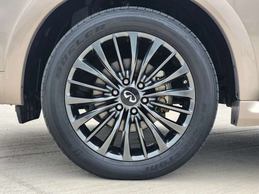 Used 2022 Beige INFINITI Sensory image 9