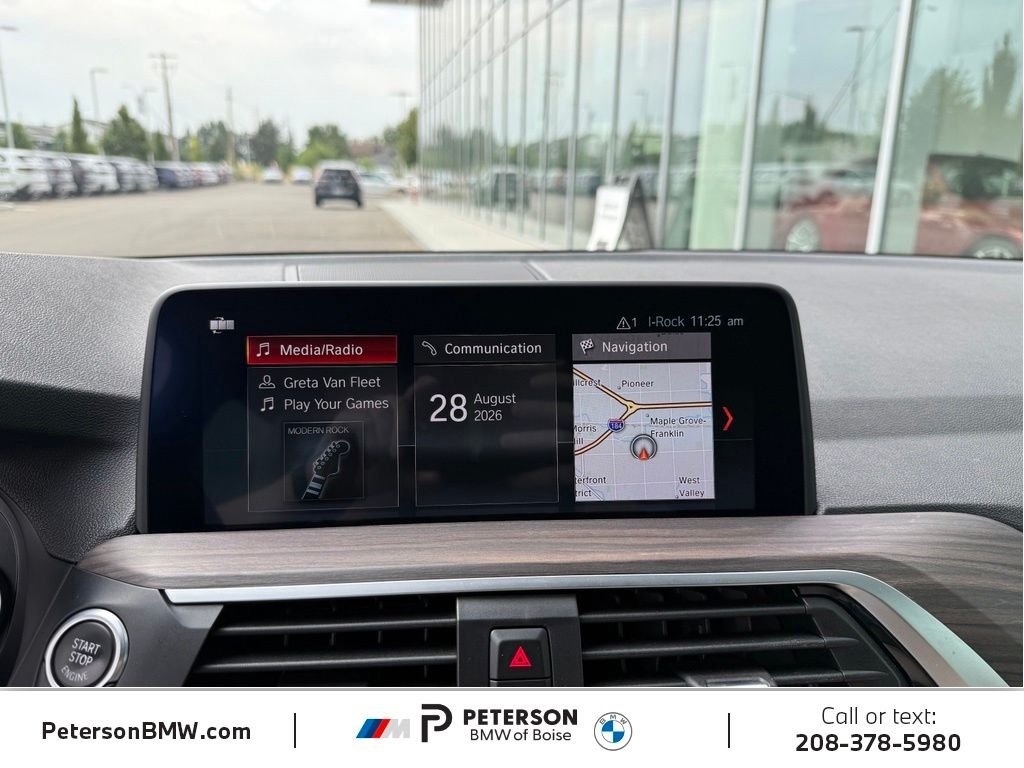 Used 2019 Silver BMW xDrive30i image 27