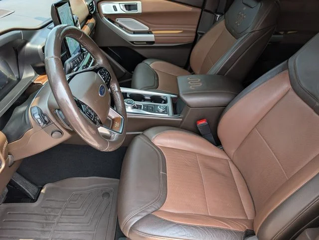 Used 2021 White Metallic Ford King Ranch image 8