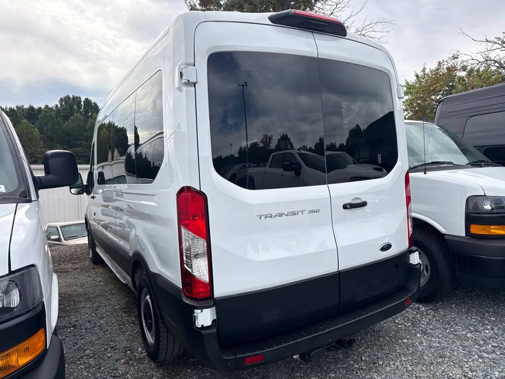 Used 2023 White Ford XL image 5