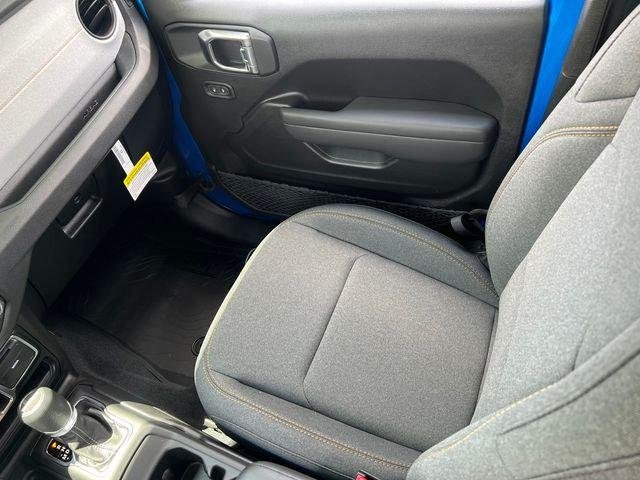 New 2026 Hydro Blue Pearl-Coat Exterior Paint Jeep Sport image 18