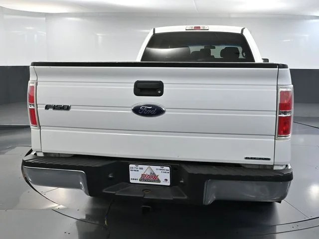 Used 2014 White Ford XLT image 5