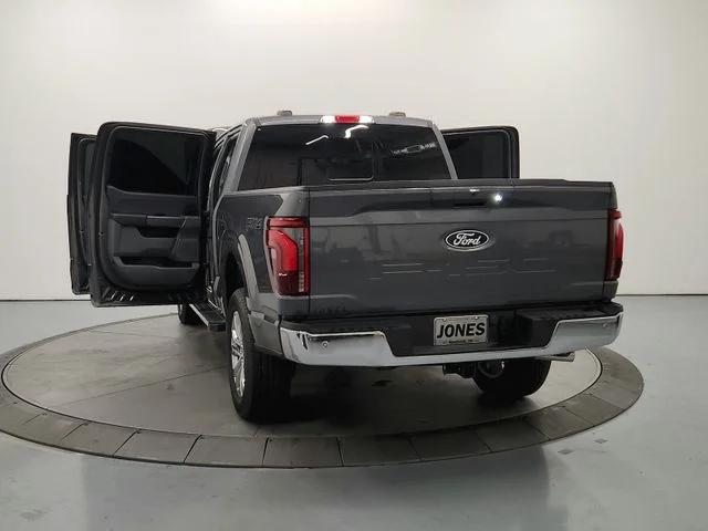 Used 2025 Gray Ford Lariat image 15