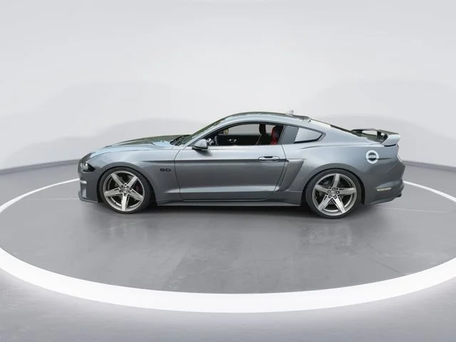 Used 2021 Gray Ford GT Premium image 6