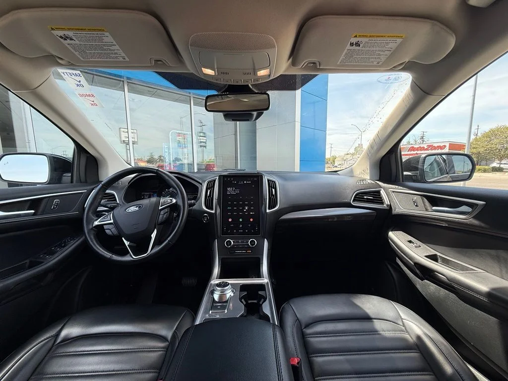 Used 2024 Black Ford SEL image 18