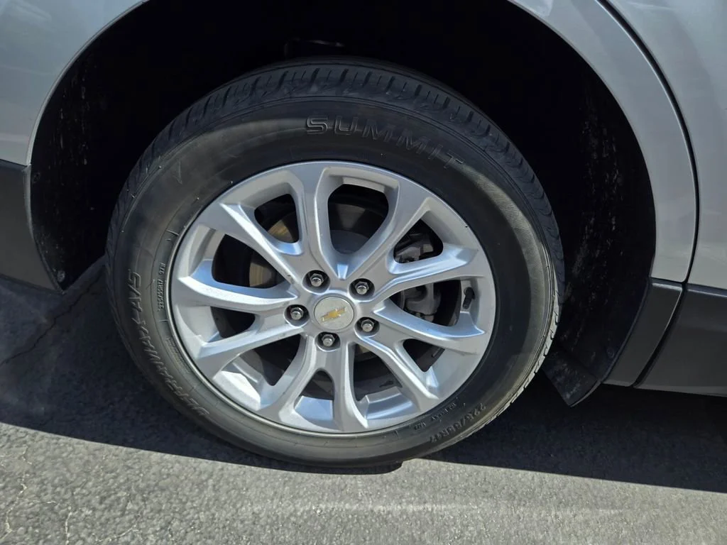 Used 2021 SILVER ICE METALLIC Chevrolet LT image 3