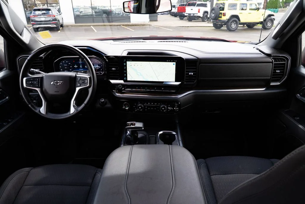 Used 2023 Red Chevrolet RST image 8