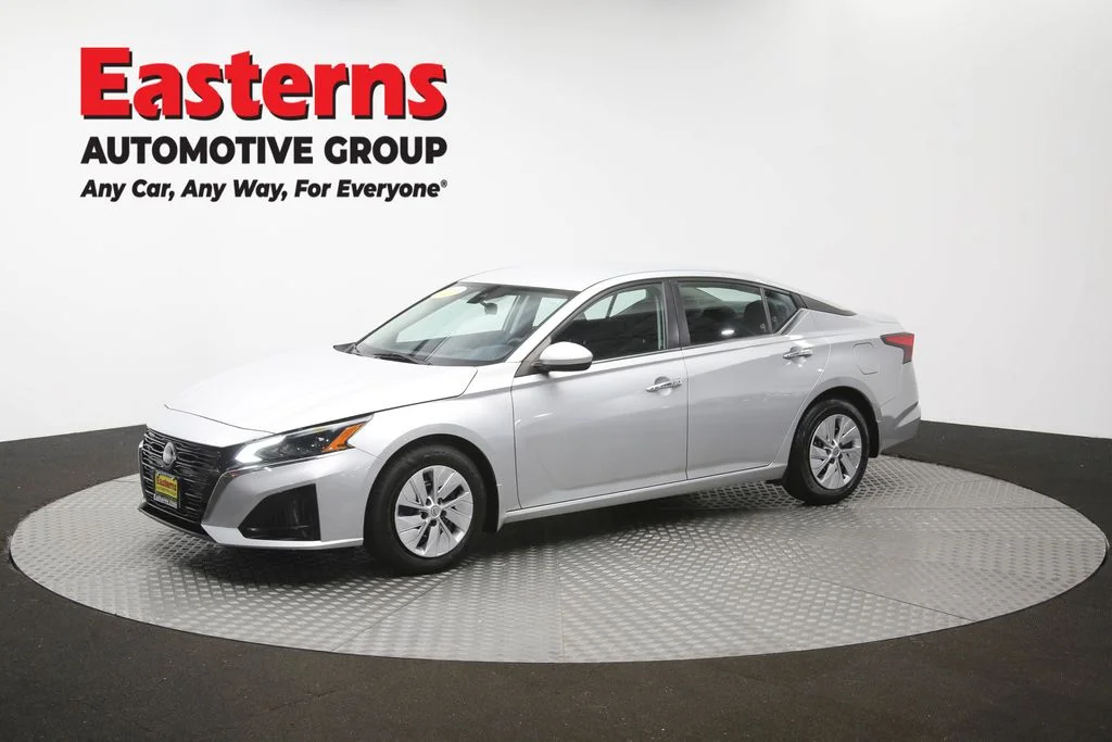 Used 2023 Silver Nissan 2.5 S image 55