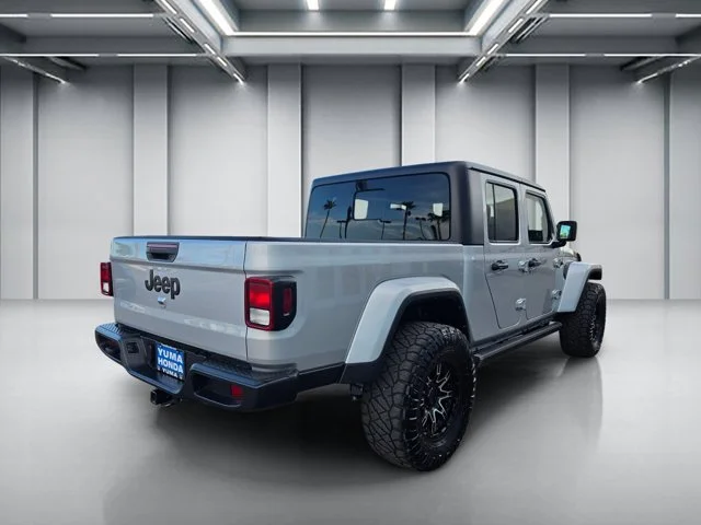 Used 2023 Silver Jeep Sport S image 5