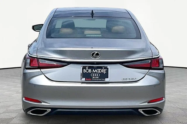 Used 2020 Silver Lexus 350 Luxury image 4