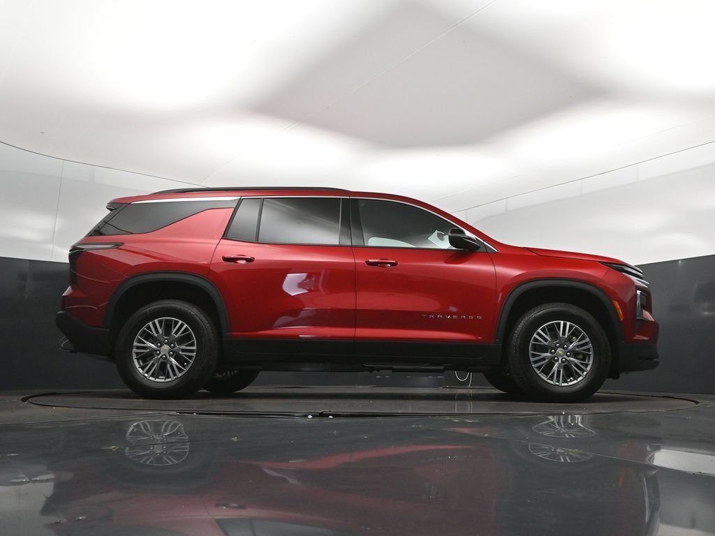 2027 Chevrolet Traverse LT - Photo 43