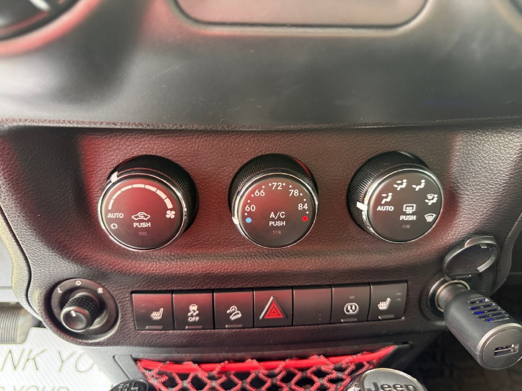 Used 2017 Silver Jeep Unlimited Rubicon Recon image 24