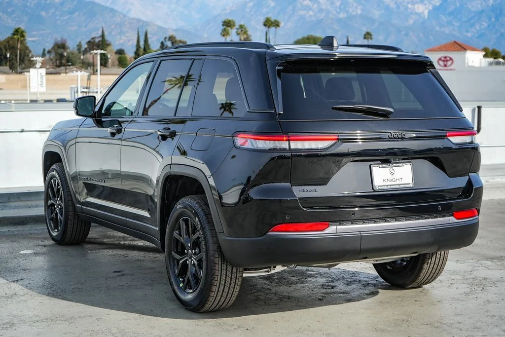 New 2026 Black Jeep Altitude image 9