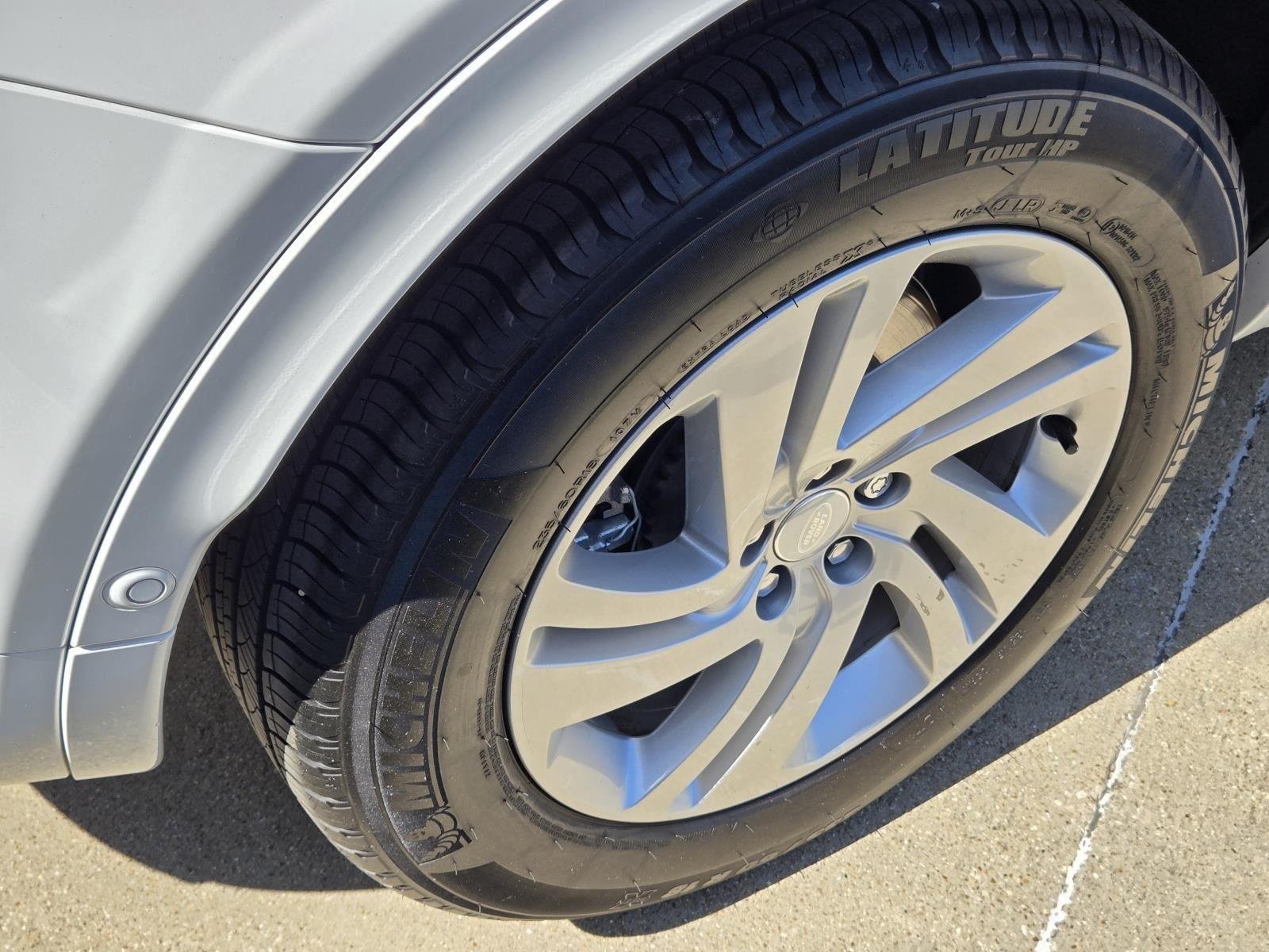 2025 Land Rover Discovery Sport S - Photo 11