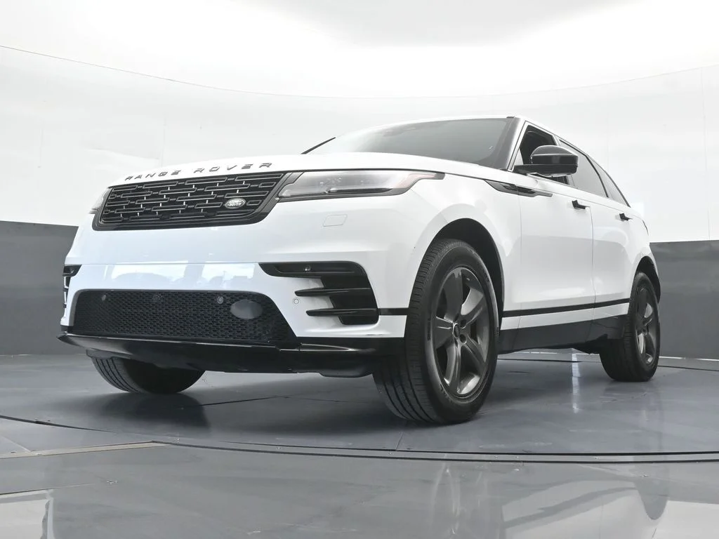 Used 2025 Gray Land Rover Dynamic SE image 52