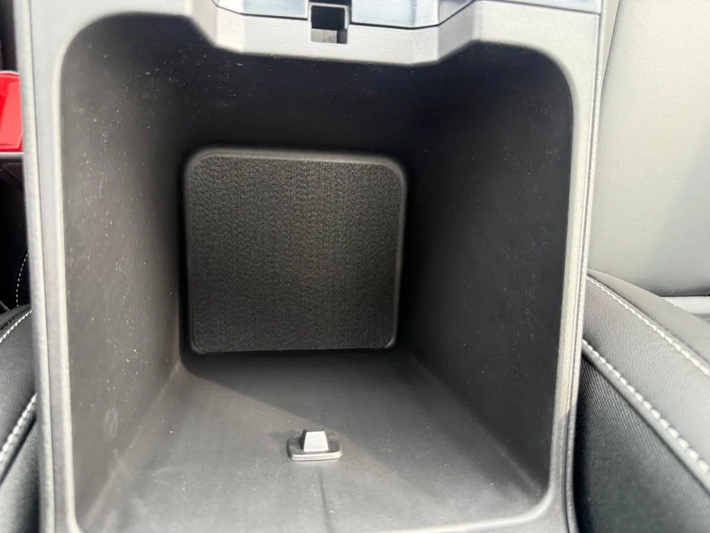 New 2026 Diamond Black Crystal Pearlcoat Jeep Limited image 24