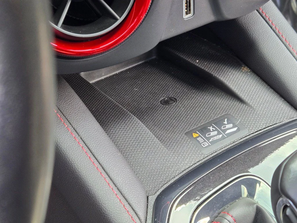 Used 2021 BLACK Chevrolet RS image 30