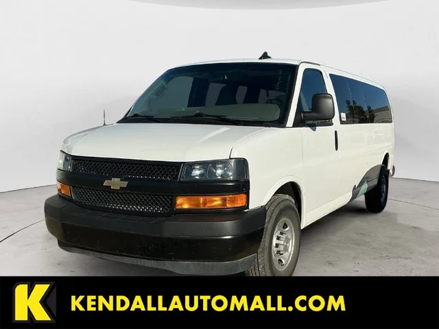 2023 Chevrolet Express Passenger 3500 LS