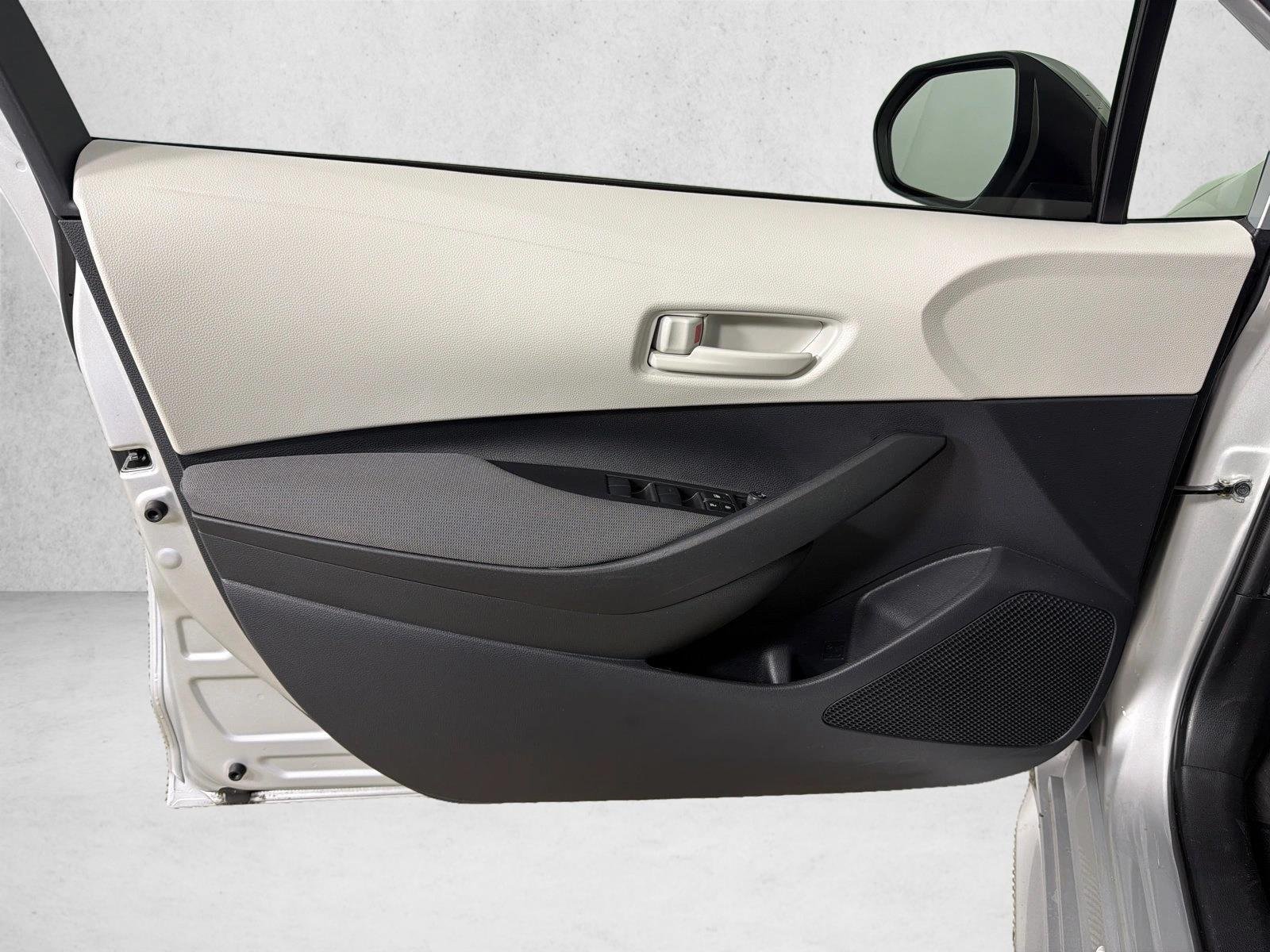 Used 2025 Classic Silver Metallic Toyota LE image 10