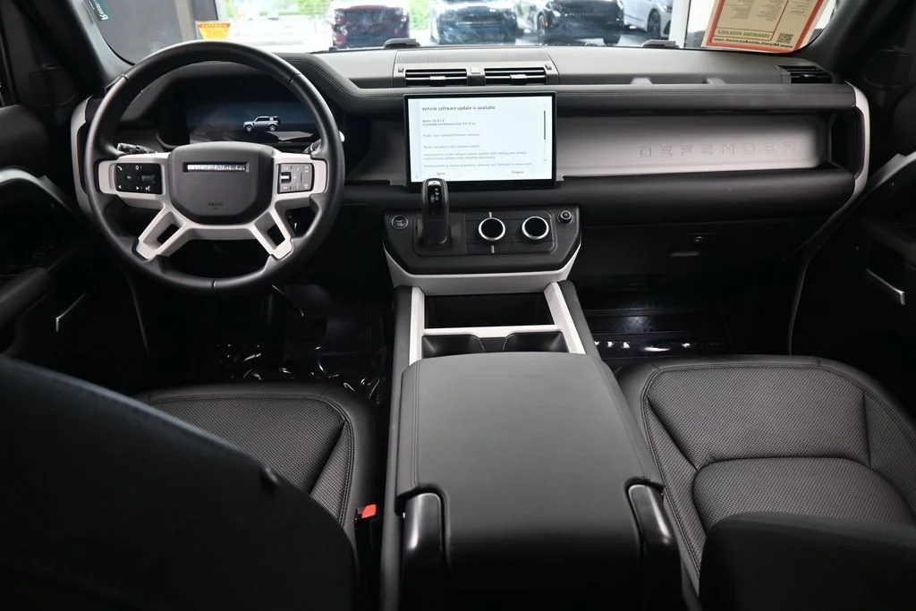 Used 2025 White Land Rover S image 49