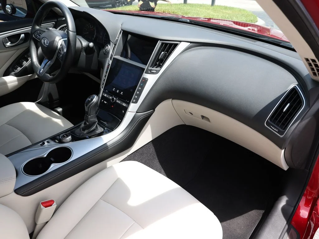 Used 2021 Red INFINITI 3.0t LUXE image 19