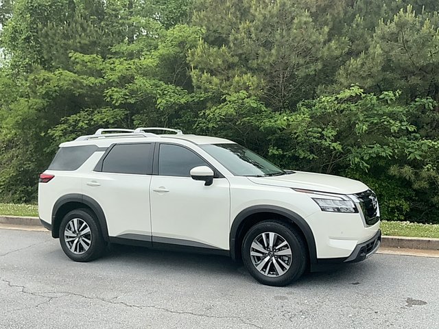 2024 Nissan Pathfinder SL 4WD