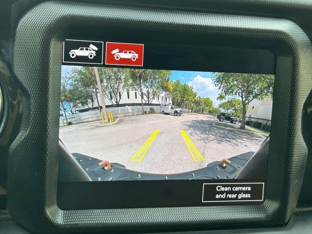 Used 2022 Red Jeep Unlimited Rubicon 392 image 70