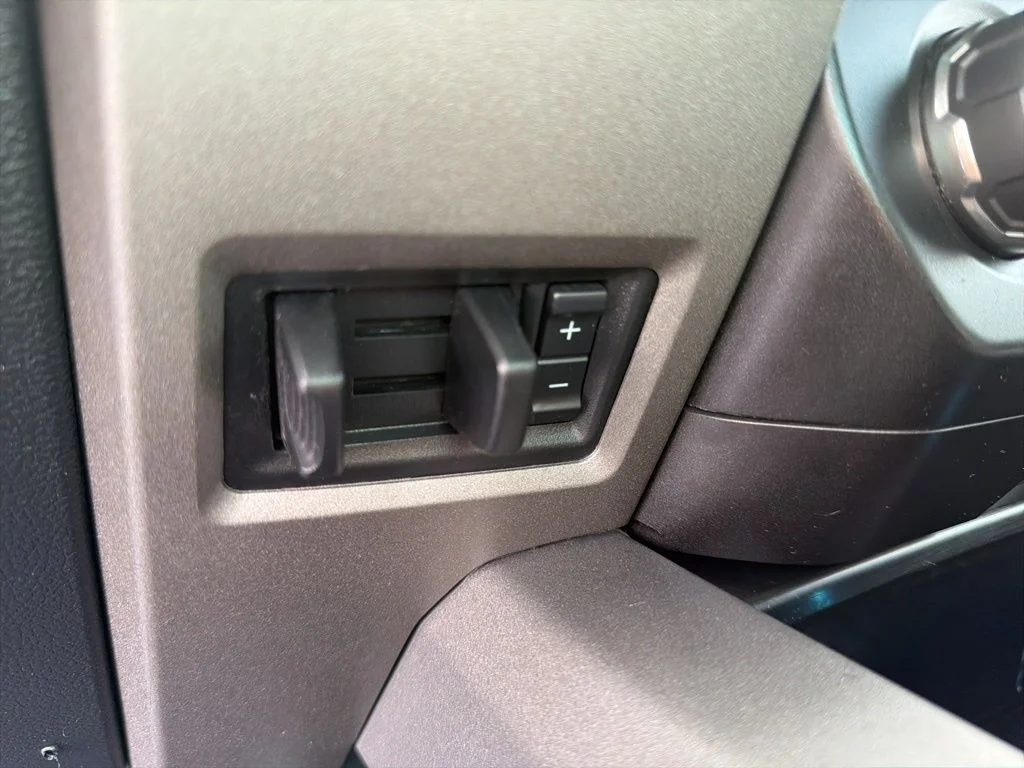 Used 2020 White Ford Raptor image 44