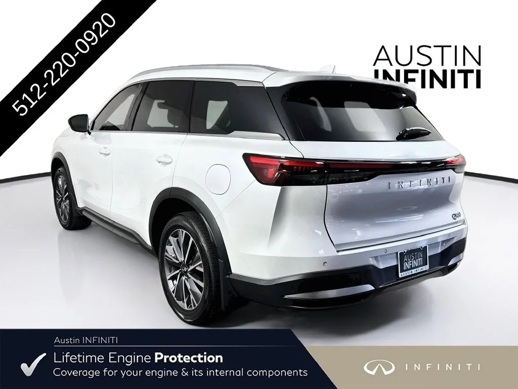 New 2027 White INFINITI LUXE image 6