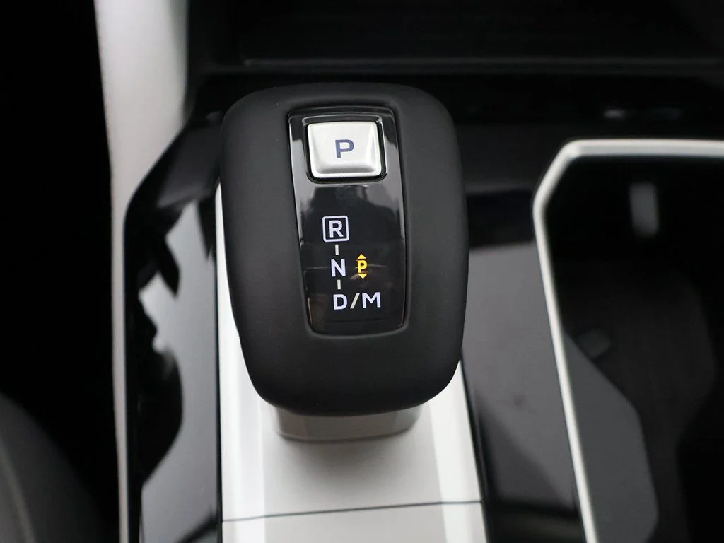 2025 Mitsubishi Outlander SE - Photo 52