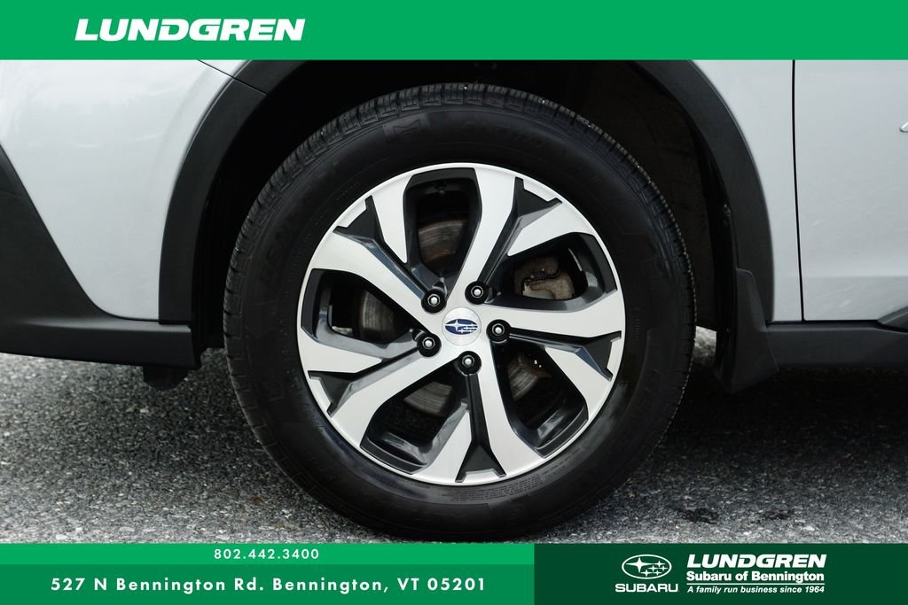 Used 2022 Silver Subaru Limited image 38