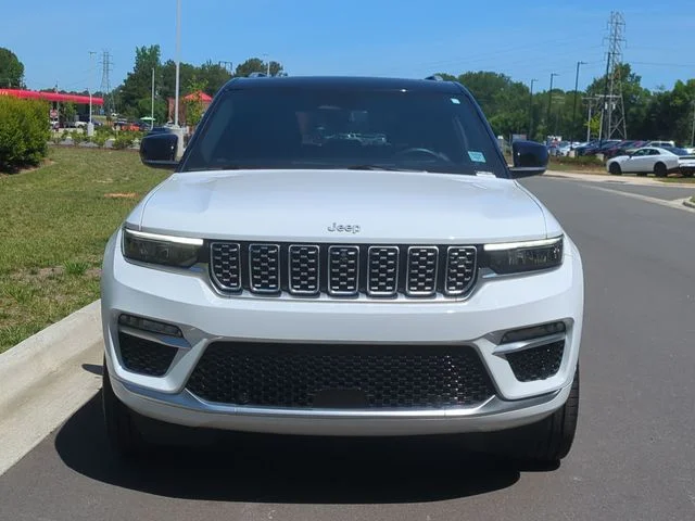 Used 2022 White Jeep Summit Reserve image 16