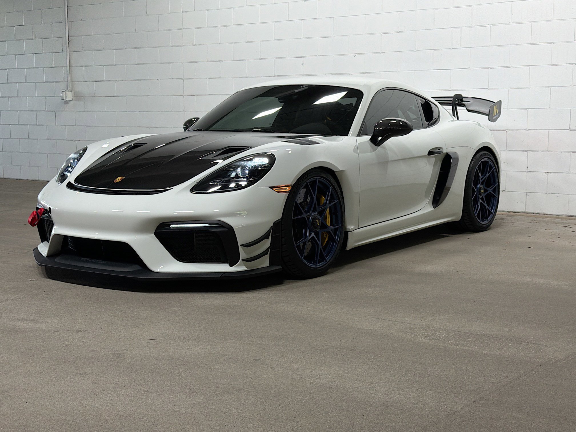 Certified Used 2025 White Porsche GT4 RS image 1