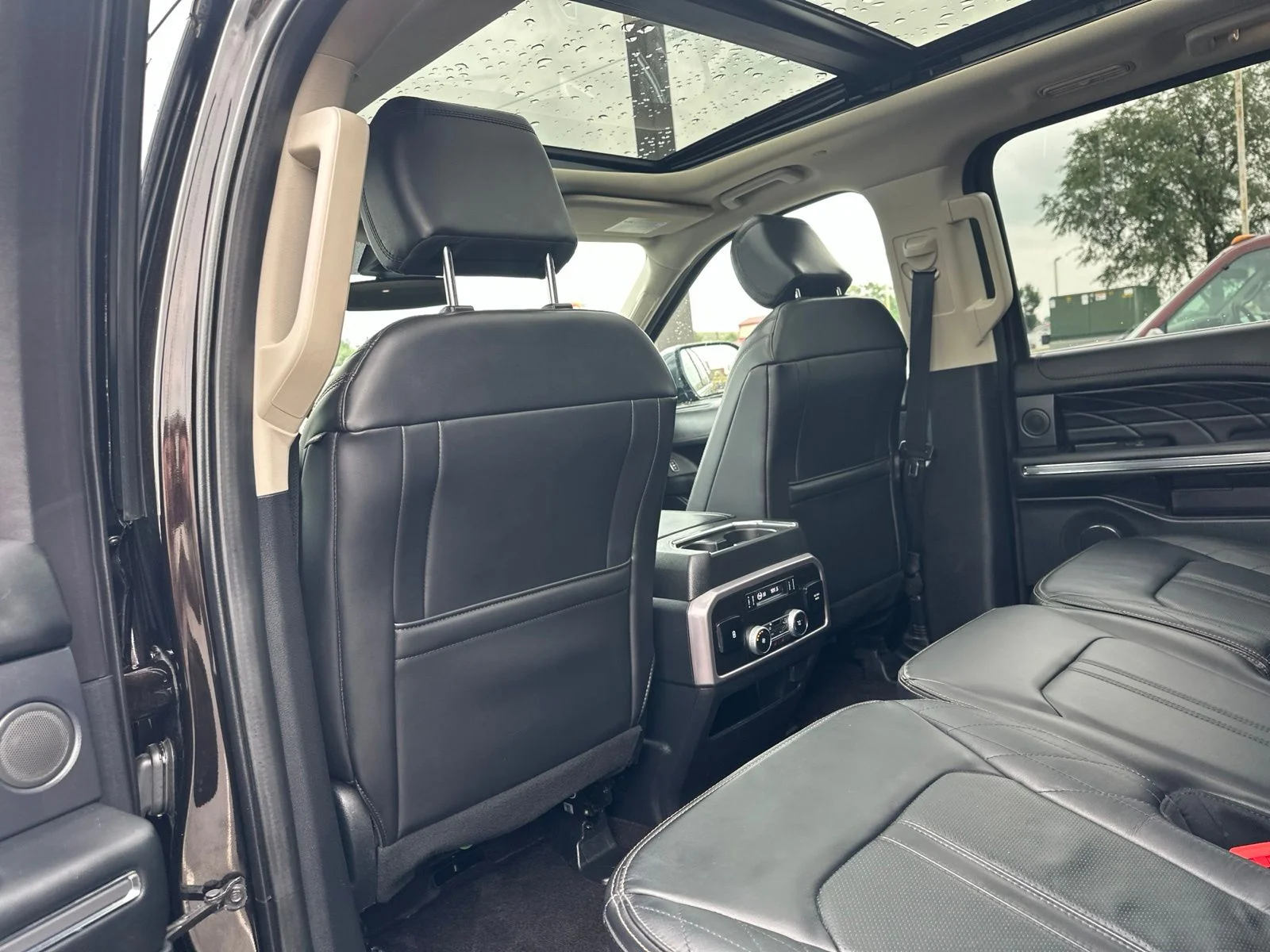 Used 2021 Brown Ford Platinum image 23